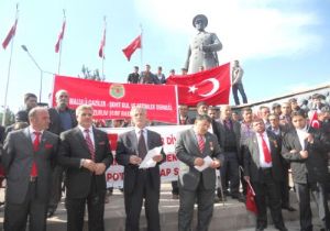 Şehit Ailelerinden milli mesaj
